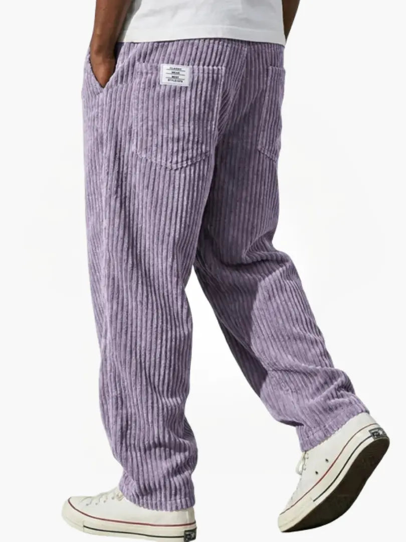 Herren Cordhose gerade geschnitten bequem und locker