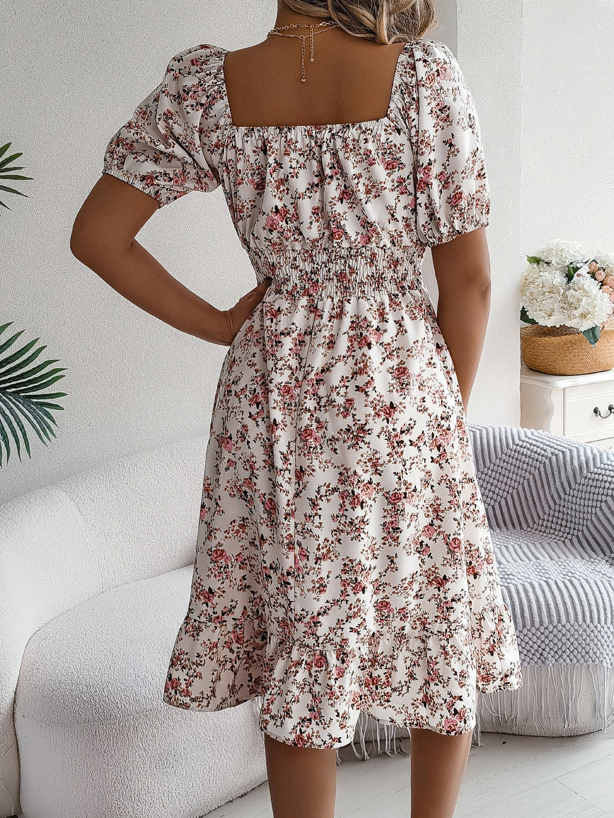 Blumenprint Kleid mit quadratischem Ausschnitt Rüschen und hoher Taille