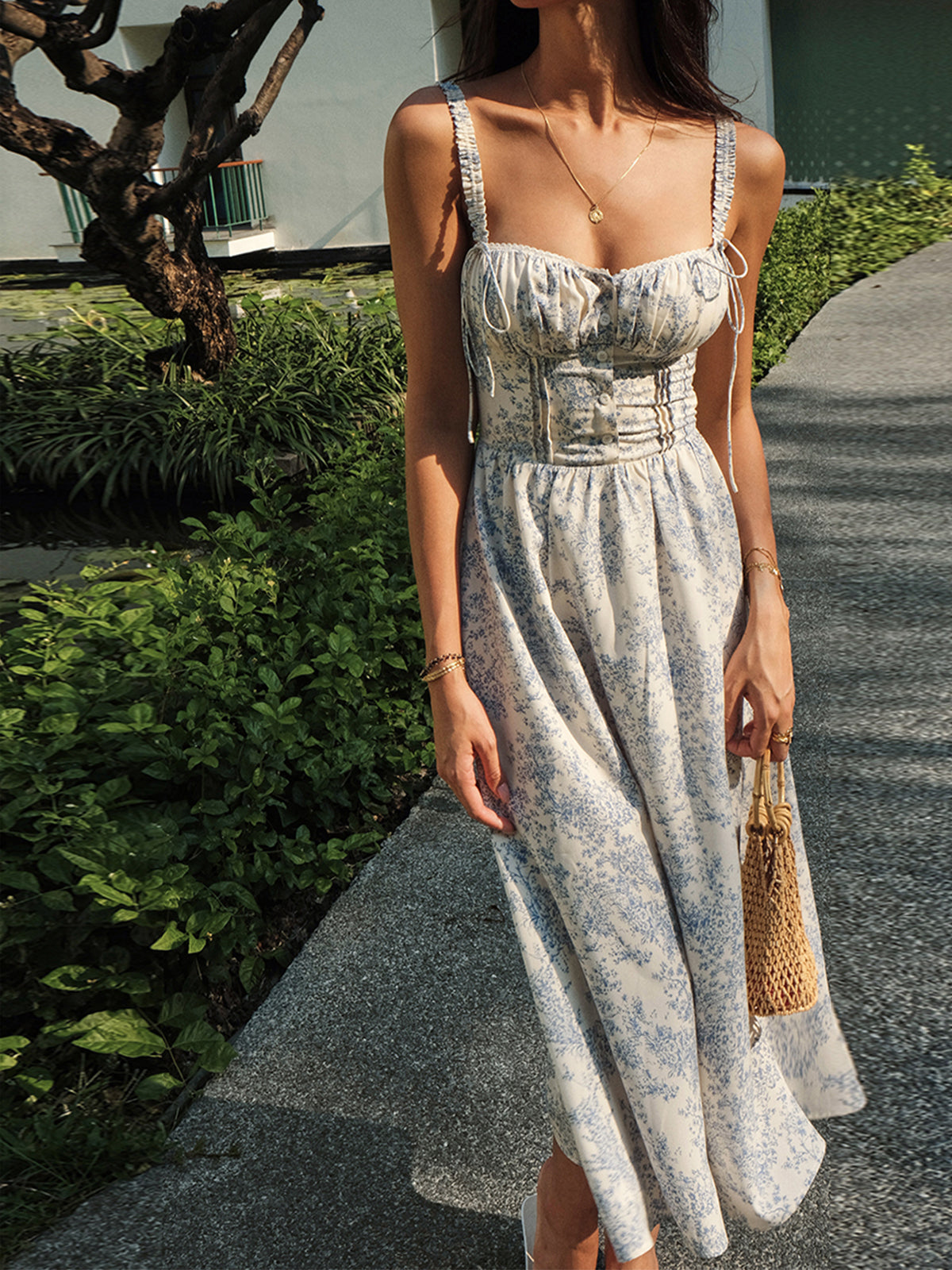 Sapphire Garden Träger-Midikleid mit Blumenmuster