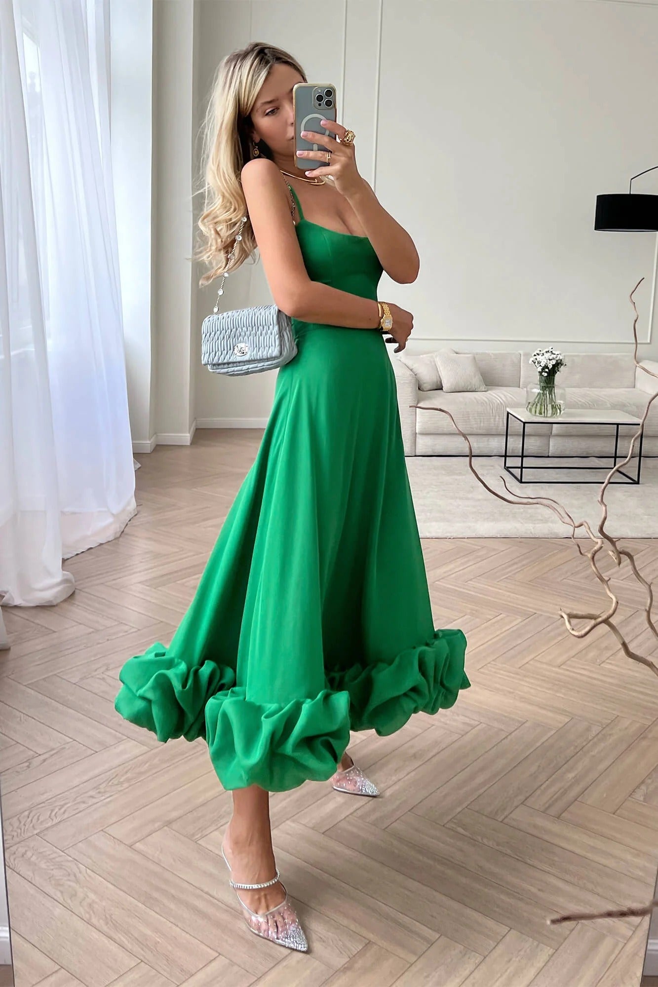 Heather ärmelloses ausgestelltes Midi-Ballkleid