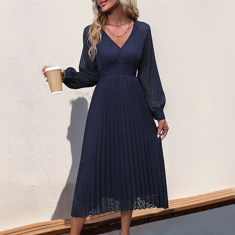 Damen Midi-Kleid mit eleganter Rüschung und figurschmeichelndem Design Drune