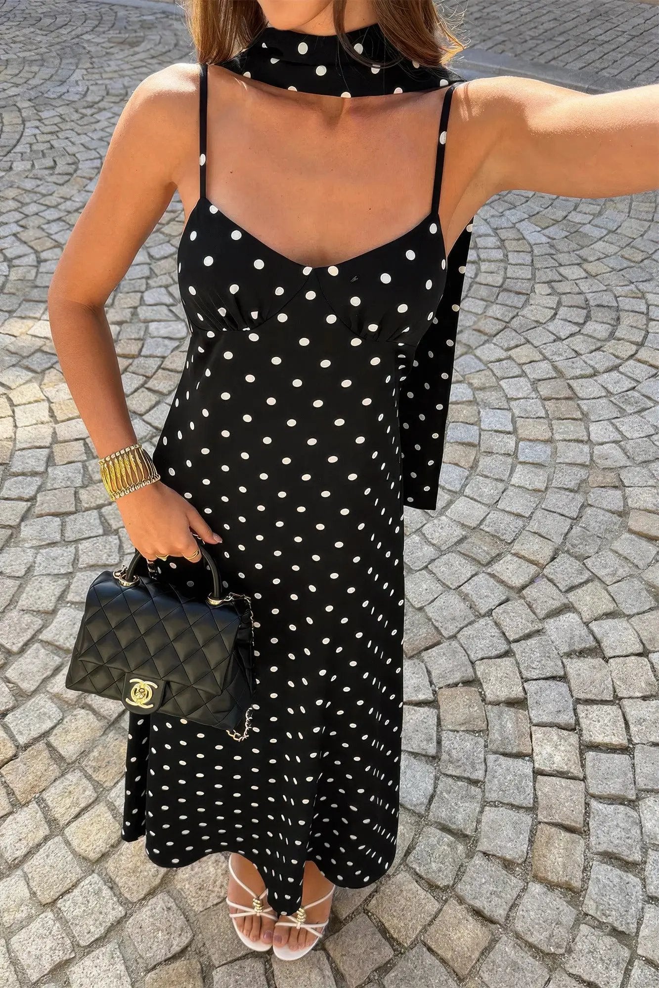 Damen ärmelloses Bodycon Slip Kleid mit Tupfen