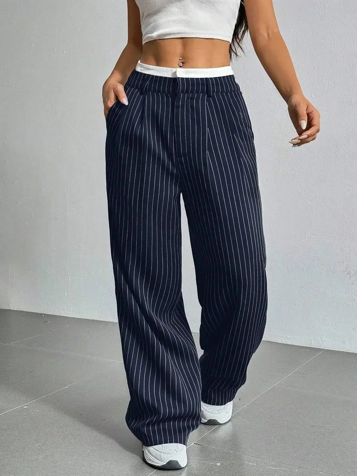 Damen Oslo Hose mit drapiertem Schnitt