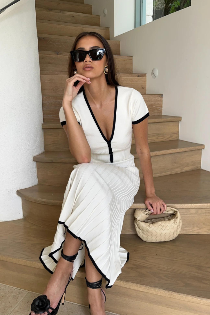 Elena Strick Midi Set mit Rock und Cardigan