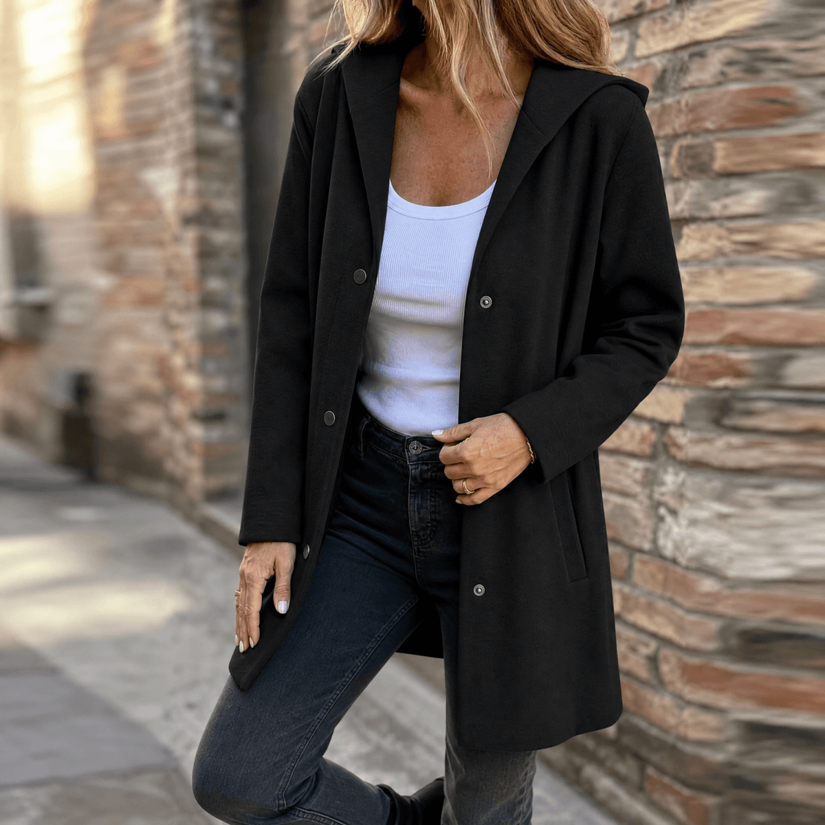 Damen Strickjacke mit Kapuze und Knöpfen