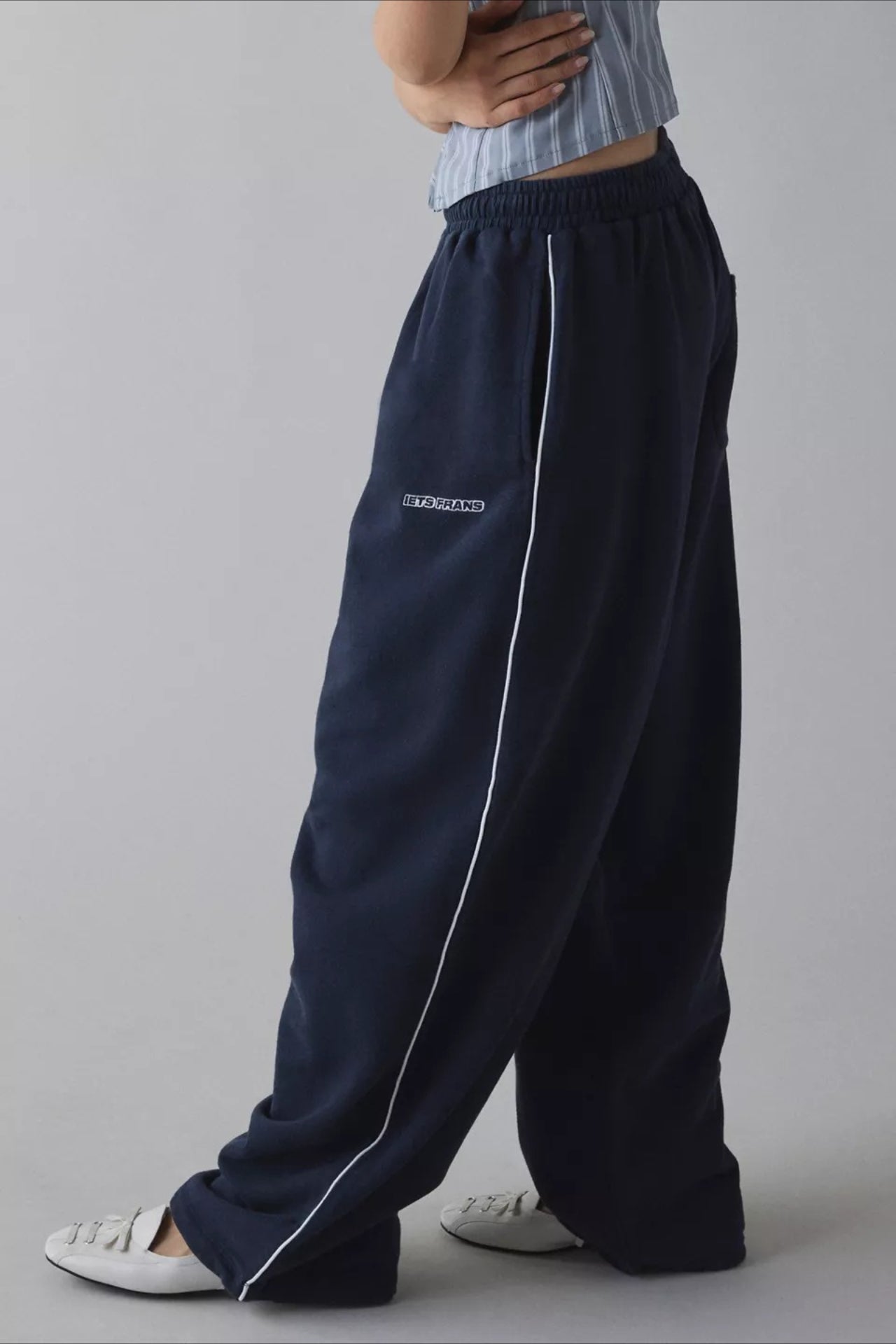 Lange bestickte Relax Strickhose mit elastischem Bund
