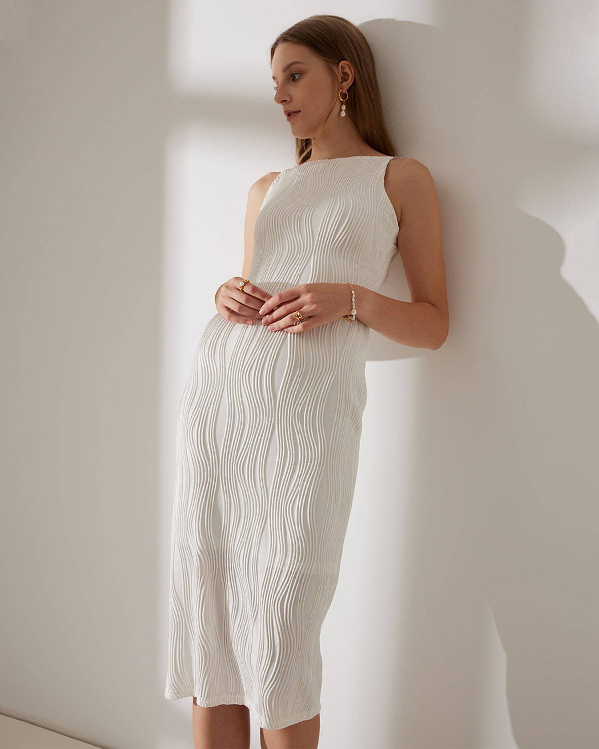 Welliges Träger-Midikleid mit Wassertropfenstruktur