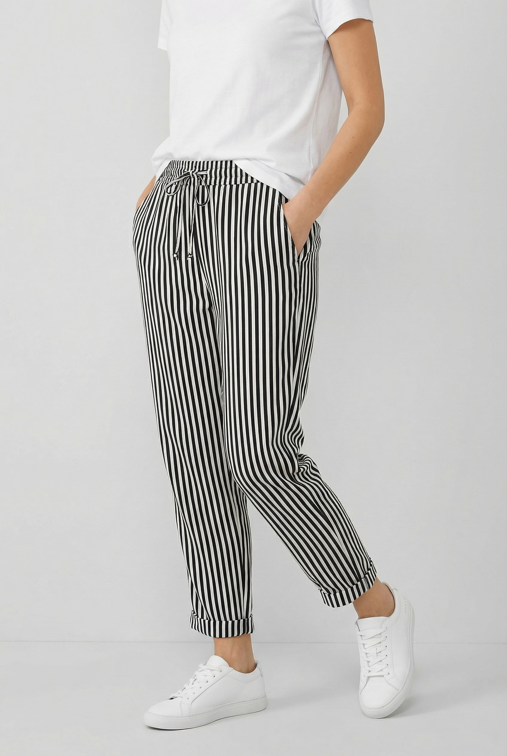 Damen Leichte Hose mit weitem Bein – Lockerer Schnitt für den Alltag