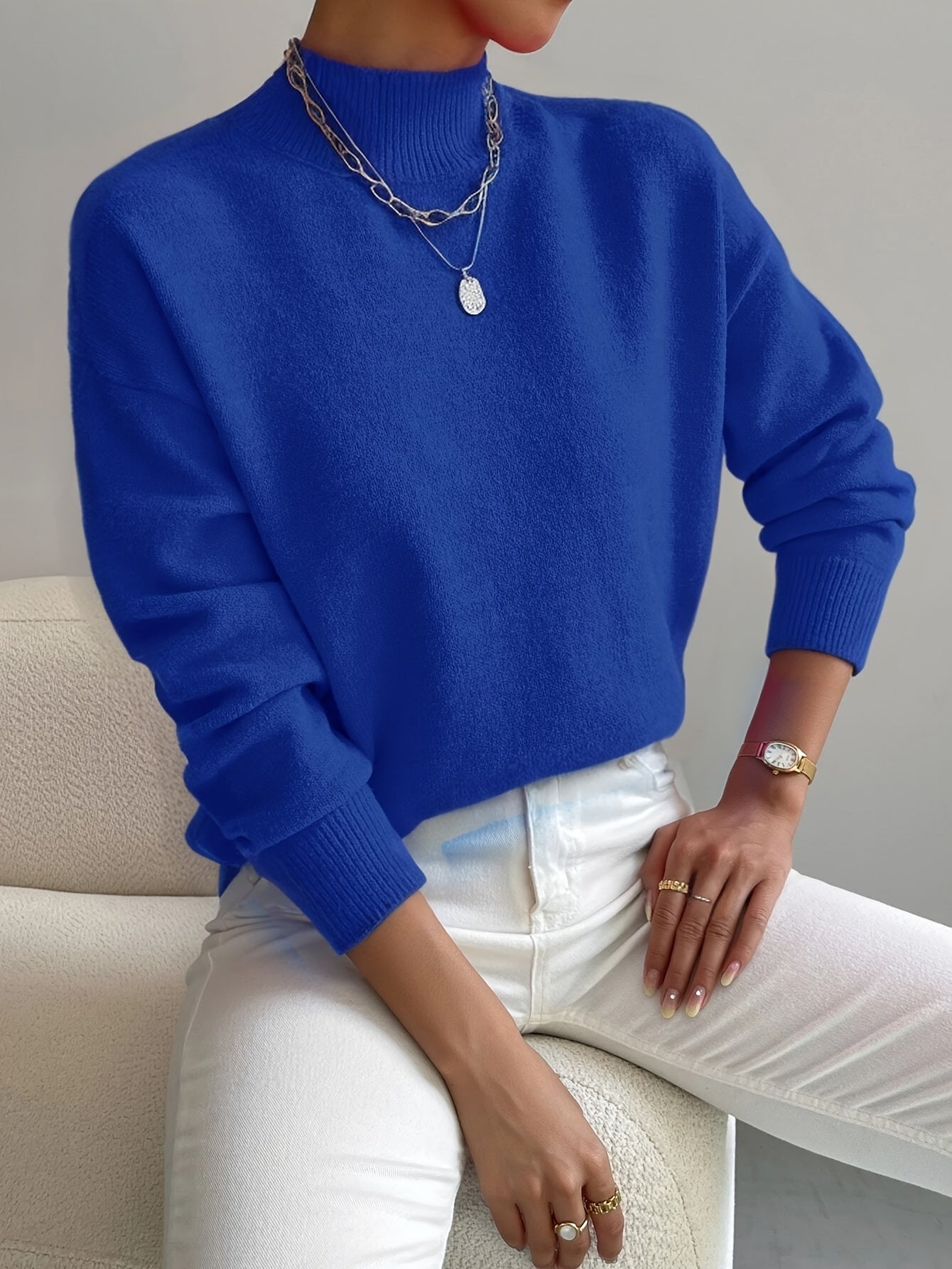Classic High Neck Sweater – Weicher Strickpullover für mühelose Eleganz