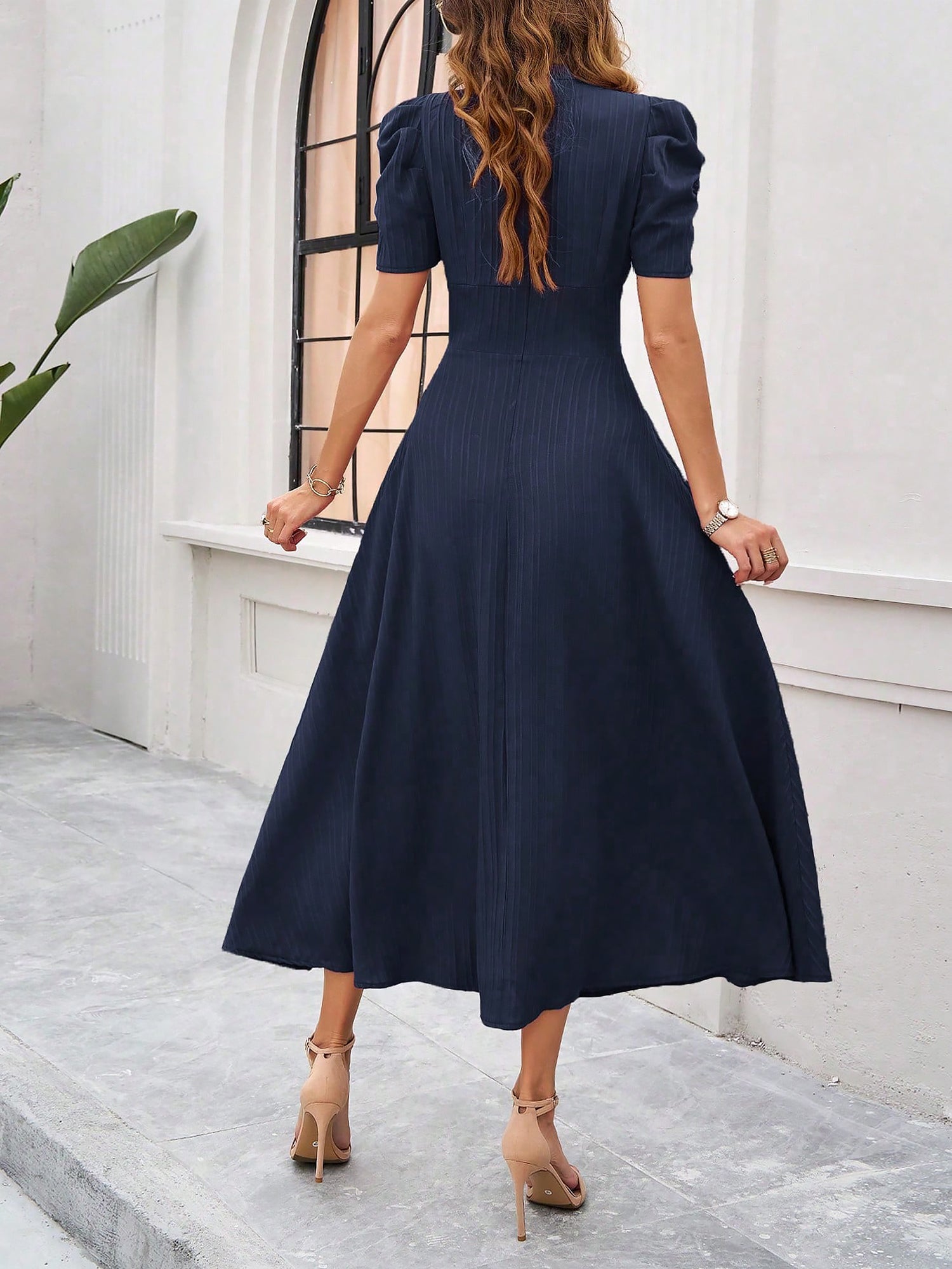 Strukturierte Puff Kurzarm Raffungen Midikleid A Linie Tailliert Casual Chic