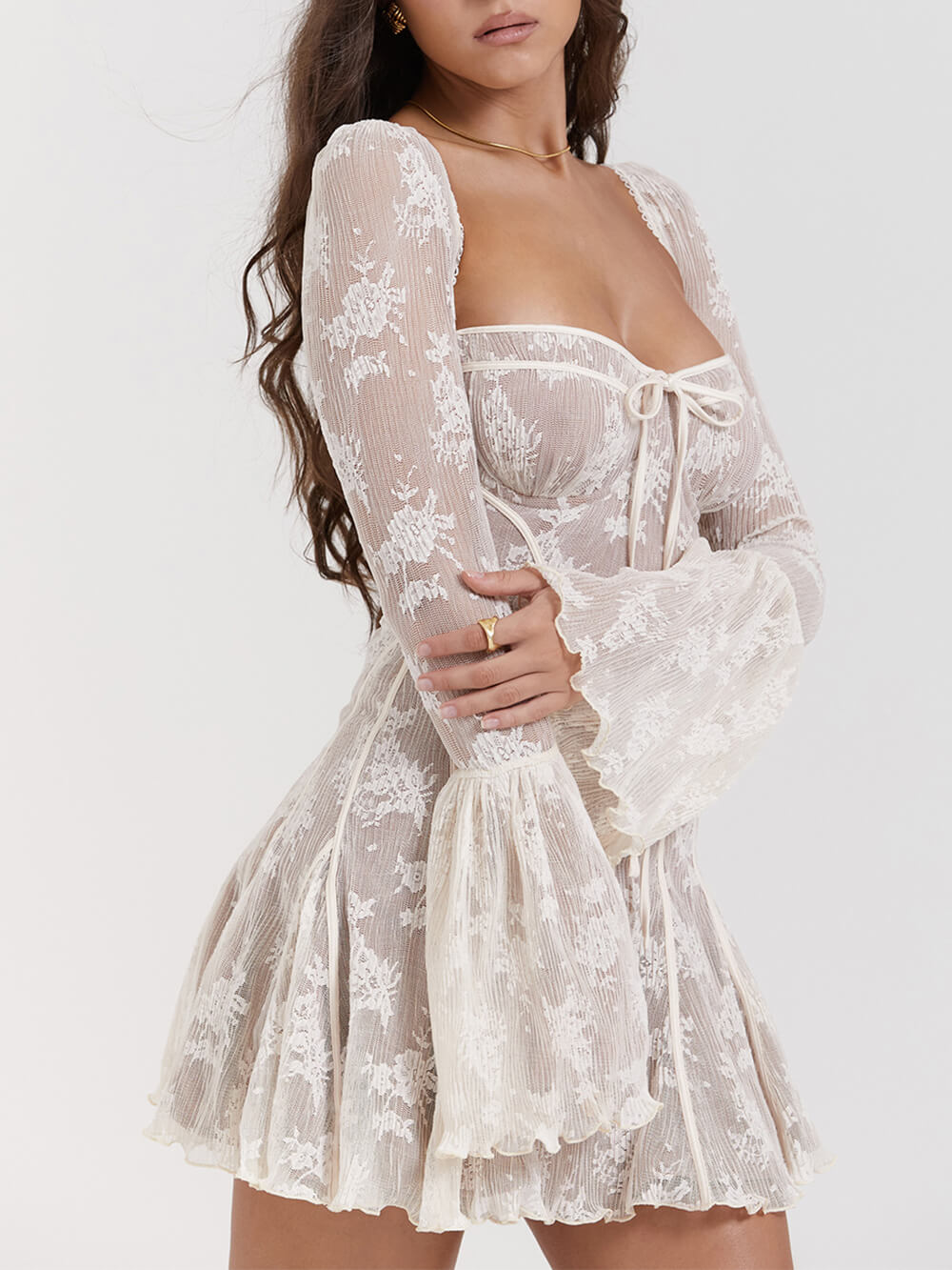 Elegantes luxuriöses Minikleid