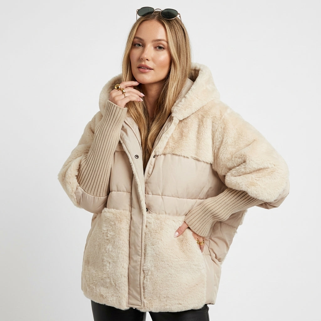 Damen Steppjacke mit Kapuze und Fleecebesatz