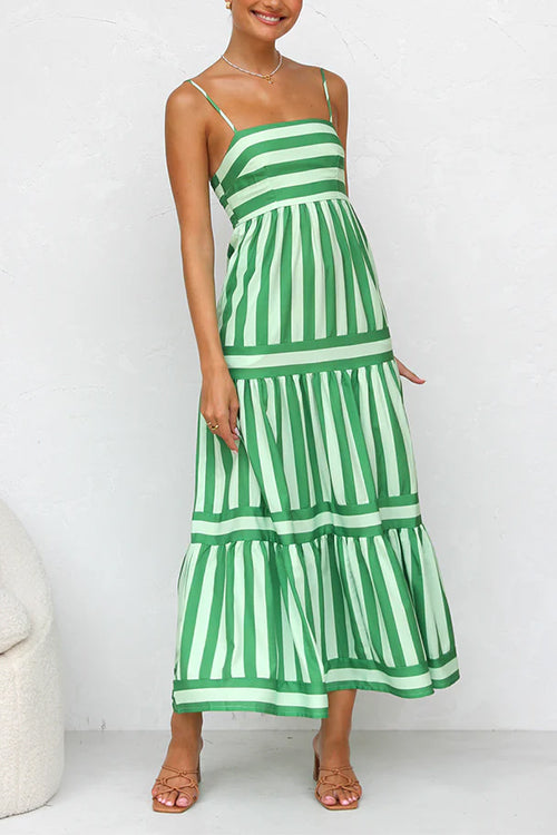 Spaghettiträger Maxikleid mit Color Block Streifen und abgestuften Lagen