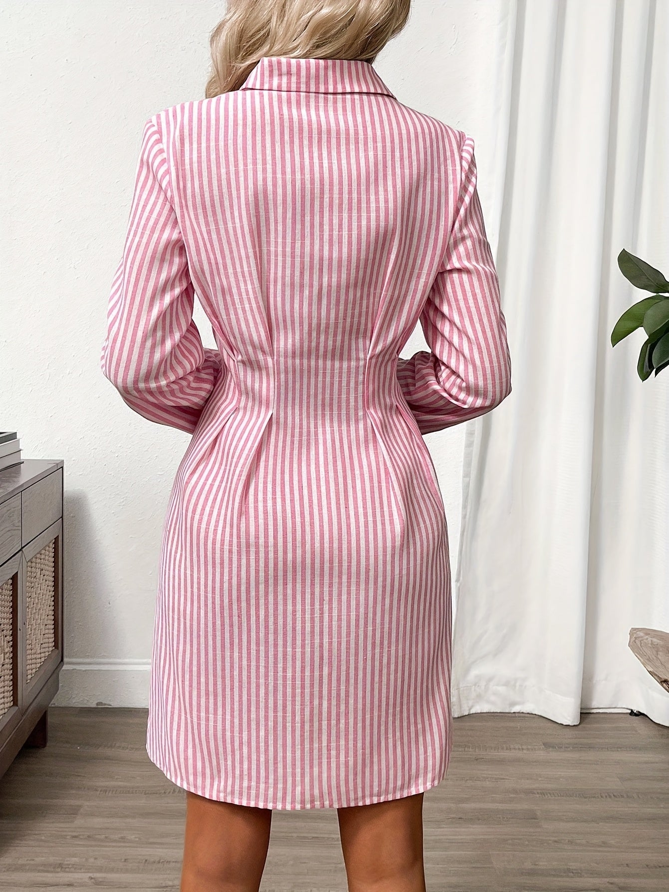 Damen gestreiftes Hemdblusenkleid mit Knopfleiste