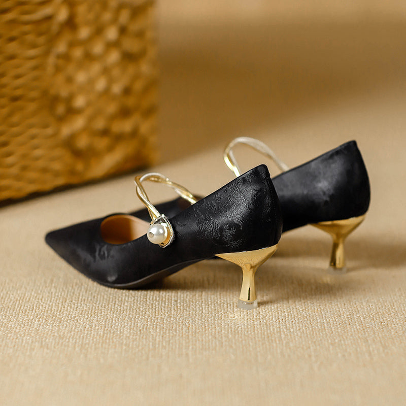Damen Kitten Heels mit spitzer Zehenpartie