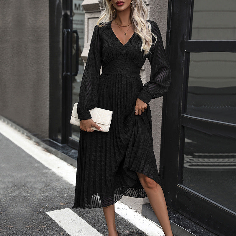Damen Midi-Kleid mit eleganter Rüschung und figurschmeichelndem Design Drune