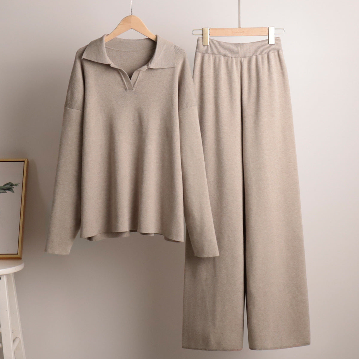 Damen Lounge Set mit Weitbein Hose und Polo Pullover