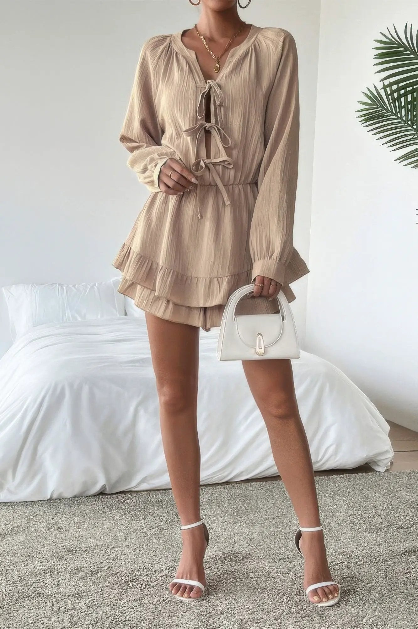 Damen Layered Kleid mit Schleifenträgern und Rüschensaum