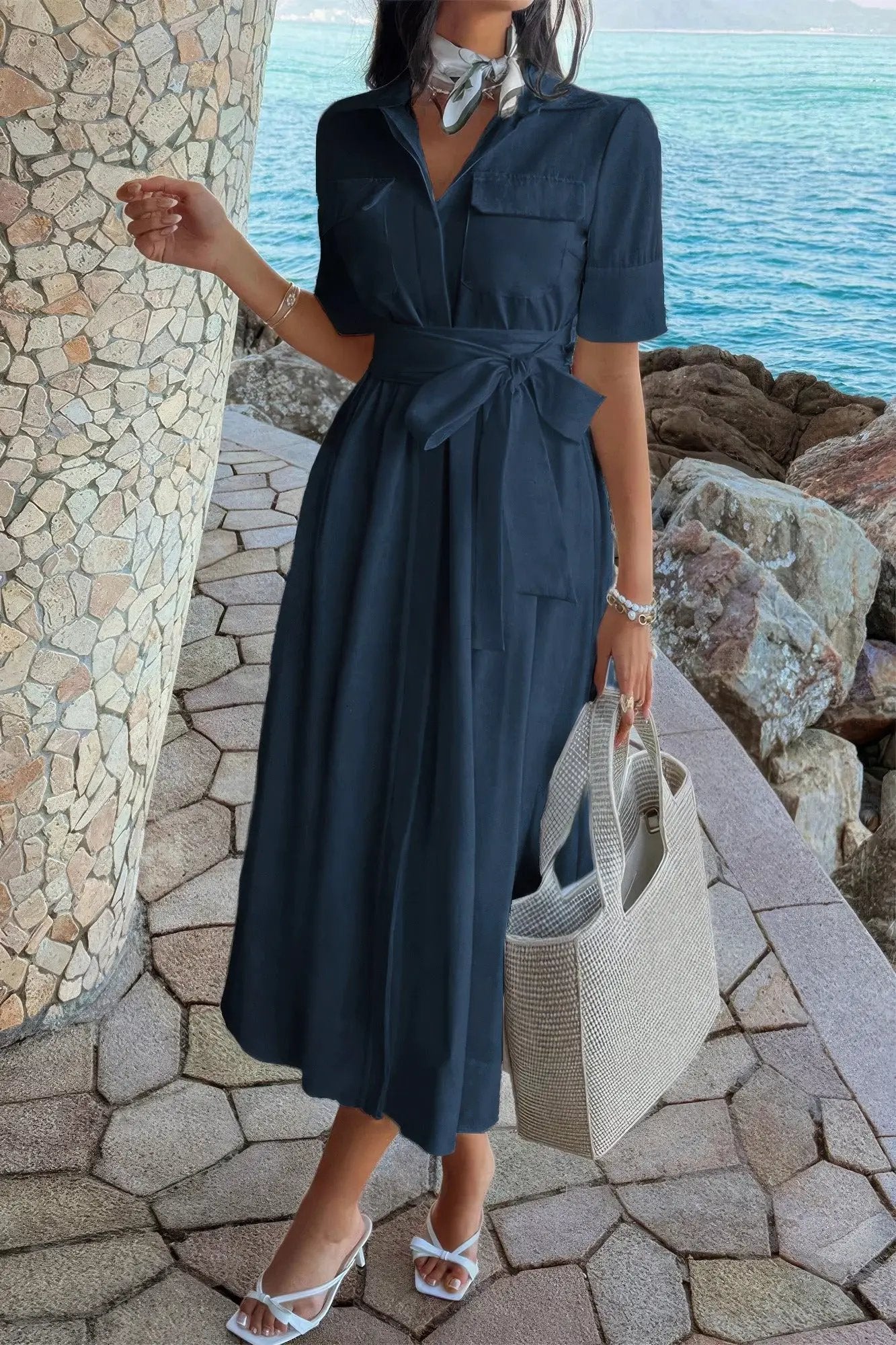 Damen A Linie Kleid mit Taschen und Umlegekragen