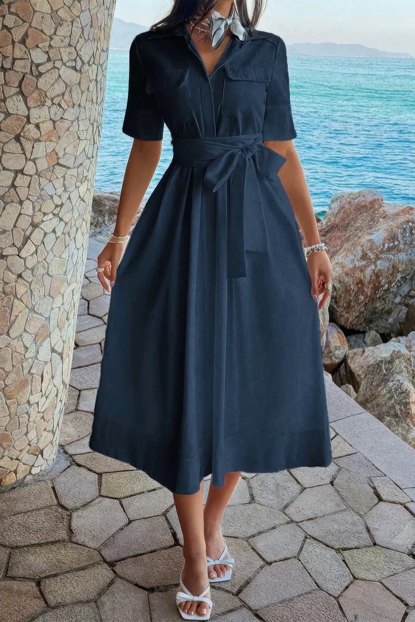 Damen A Linie Kleid mit Taschen und Umlegekragen