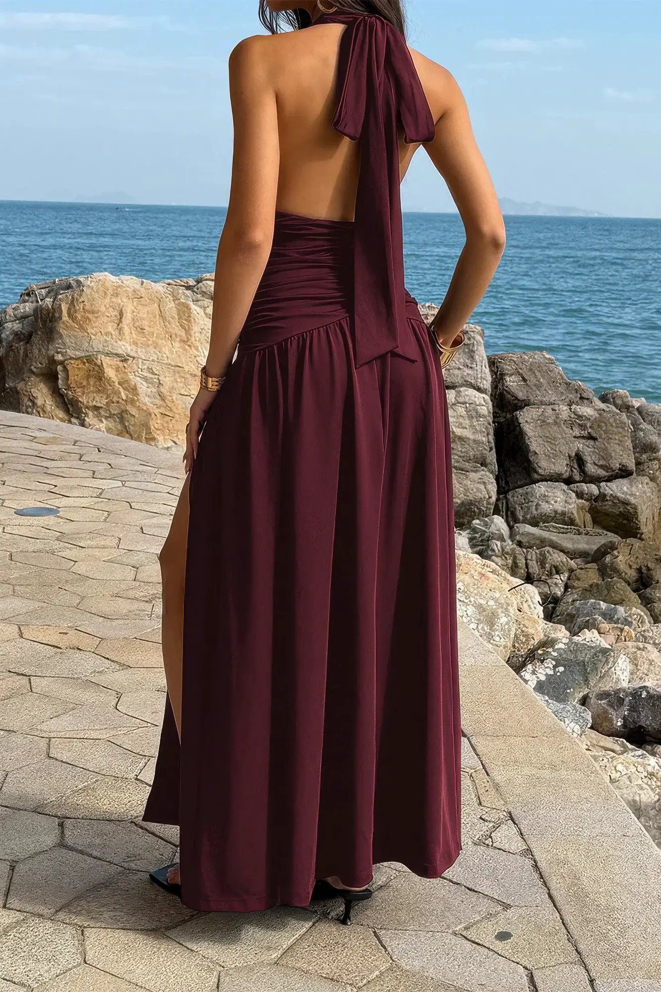 Damen Halter Maxikleid mit V Ausschnitt Schlitz und Raffung