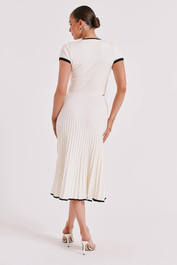 Elena Strick Midi Set mit Rock und Cardigan