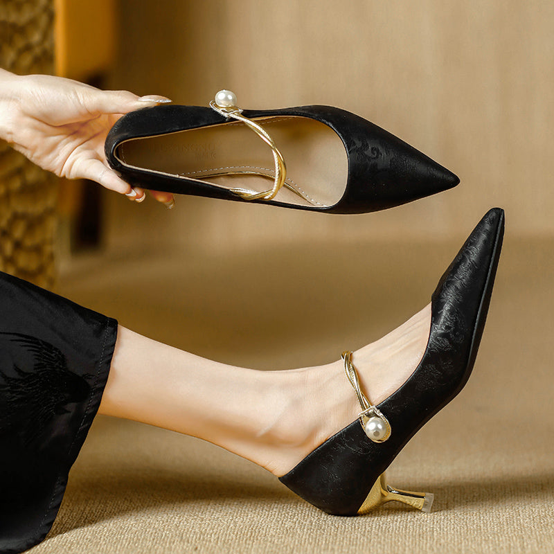 Damen Kitten Heels mit spitzer Zehenpartie