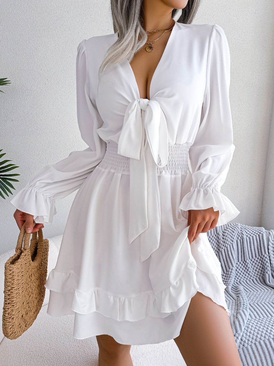 Damen Minikleid mit Bindeband und Volantärmeln