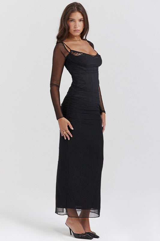 Elegantes Maxikleid mit Mesh Spitze und hohem Schlitz