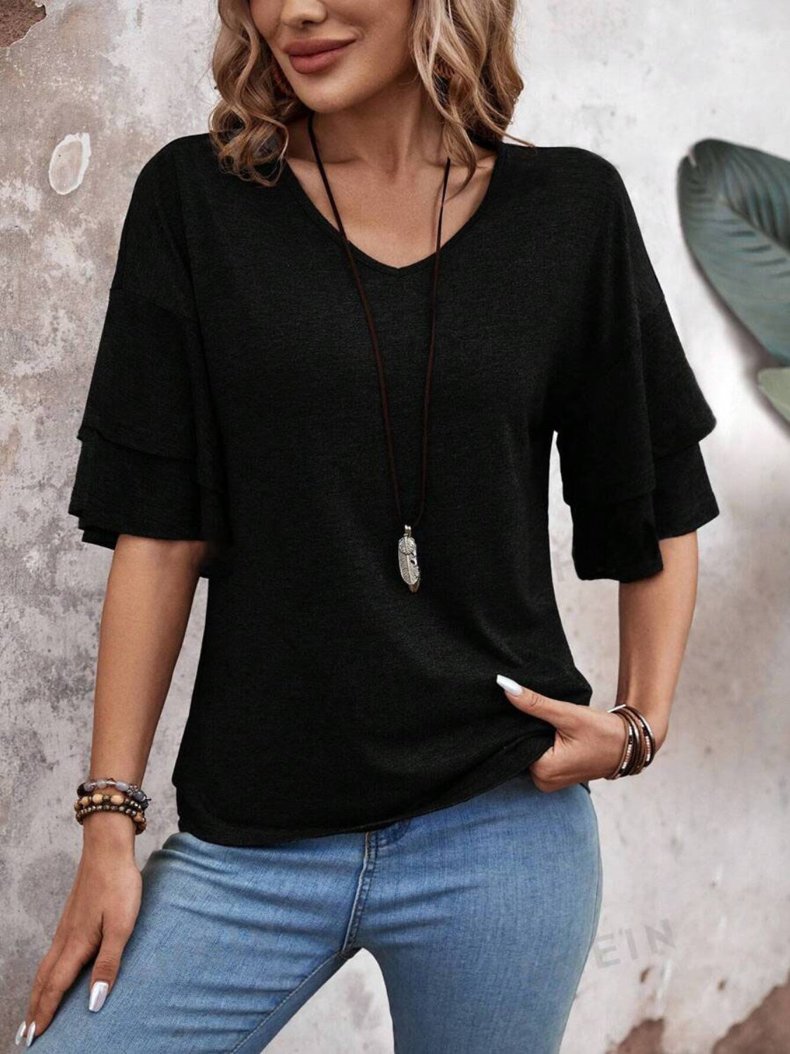 Ella | Halbarm-Bluse mit V-Ausschnitt