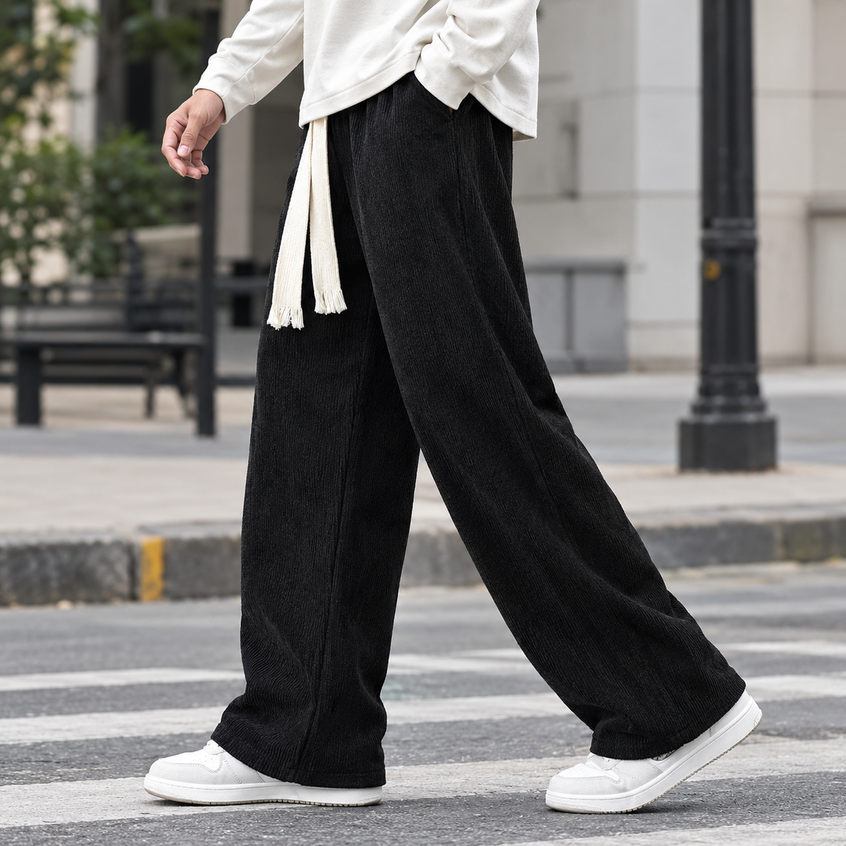 Herren Cordhose mit weitem Bein
