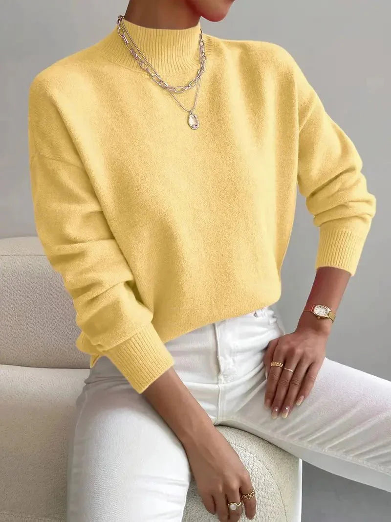 Classic High Neck Sweater – Weicher Strickpullover für mühelose Eleganz