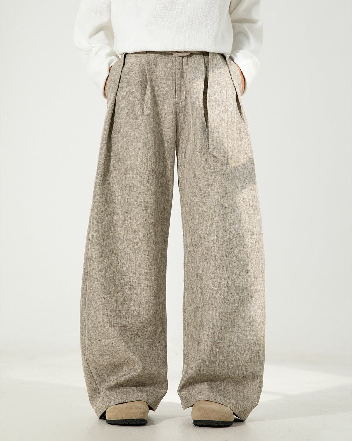 Damen weite Wollhose mit Gürtel