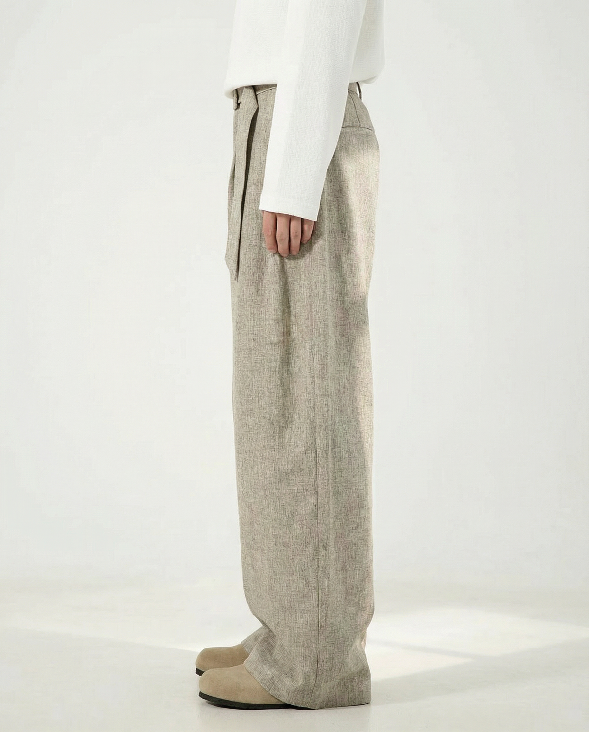 Damen weite Wollhose mit Gürtel