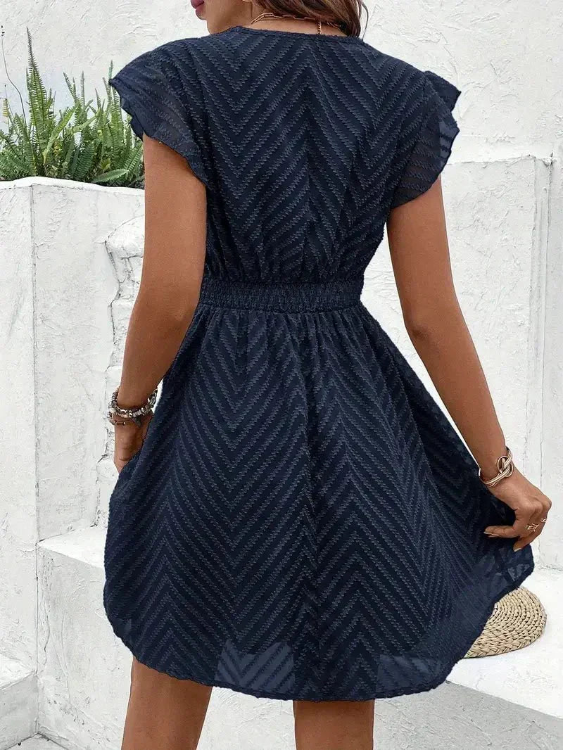 Damen gewebtes Minikleid mit V Ausschnitt und Volantärmeln